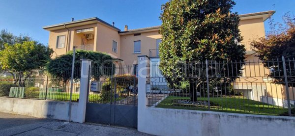 appartamento in vendita a Bernareggio in zona Villanova