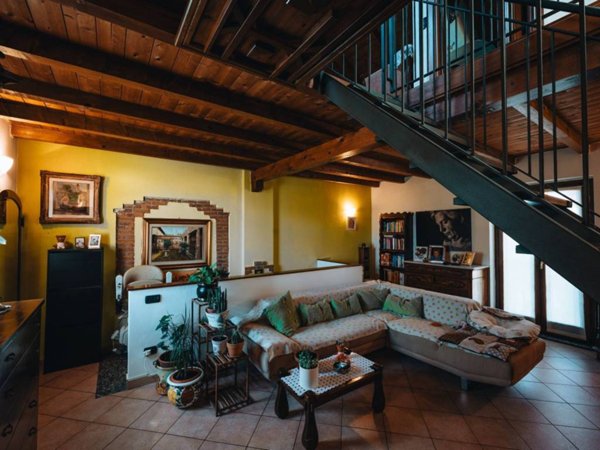 appartamento in vendita a Bernareggio