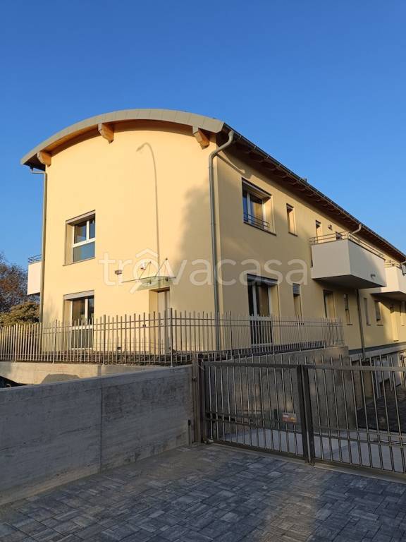 appartamento in vendita a Bernareggio
