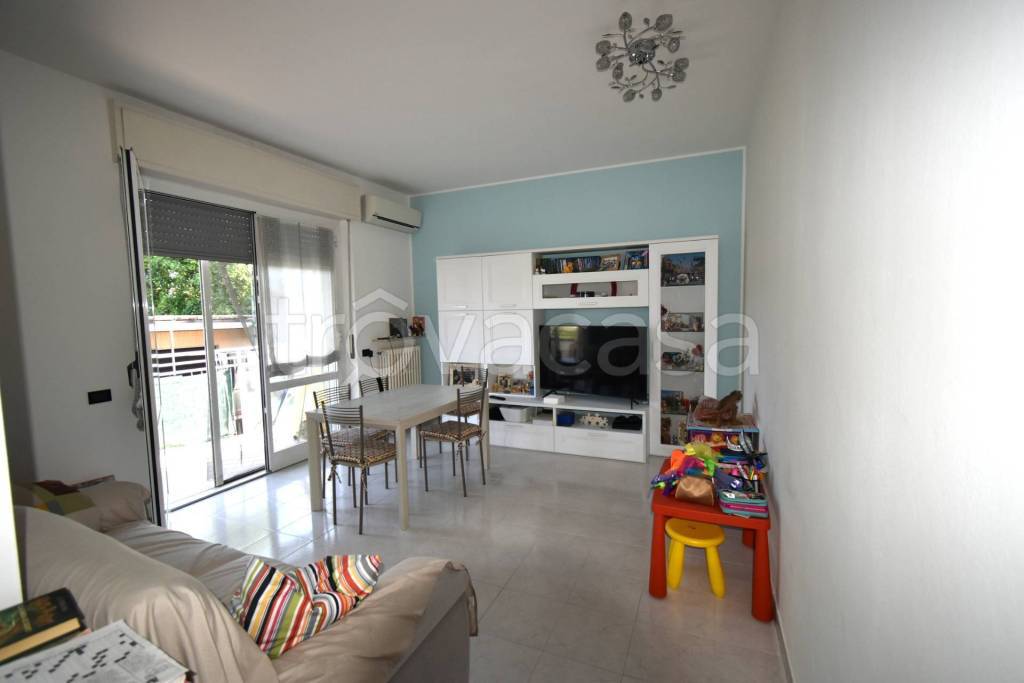 appartamento in vendita a Bernareggio