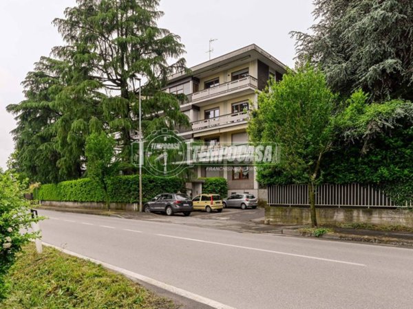 appartamento in vendita a Bernareggio