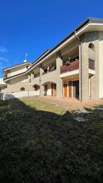 appartamento in vendita a Bernareggio
