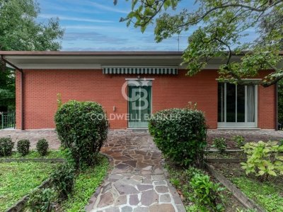 casa indipendente in vendita a Bernareggio