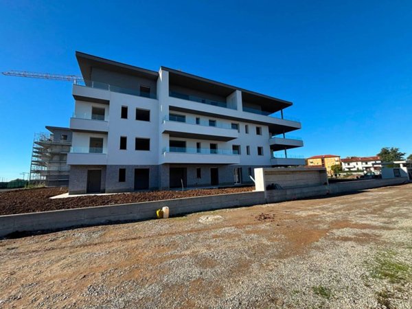 appartamento in vendita a Bernareggio