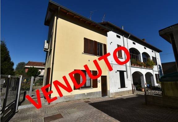 appartamento in vendita a Bernareggio