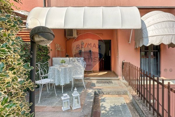 casa indipendente in vendita a Bernareggio