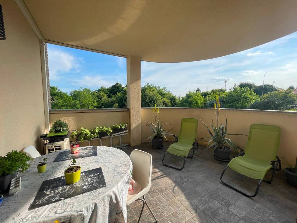 appartamento in vendita a Bernareggio in zona Villanova