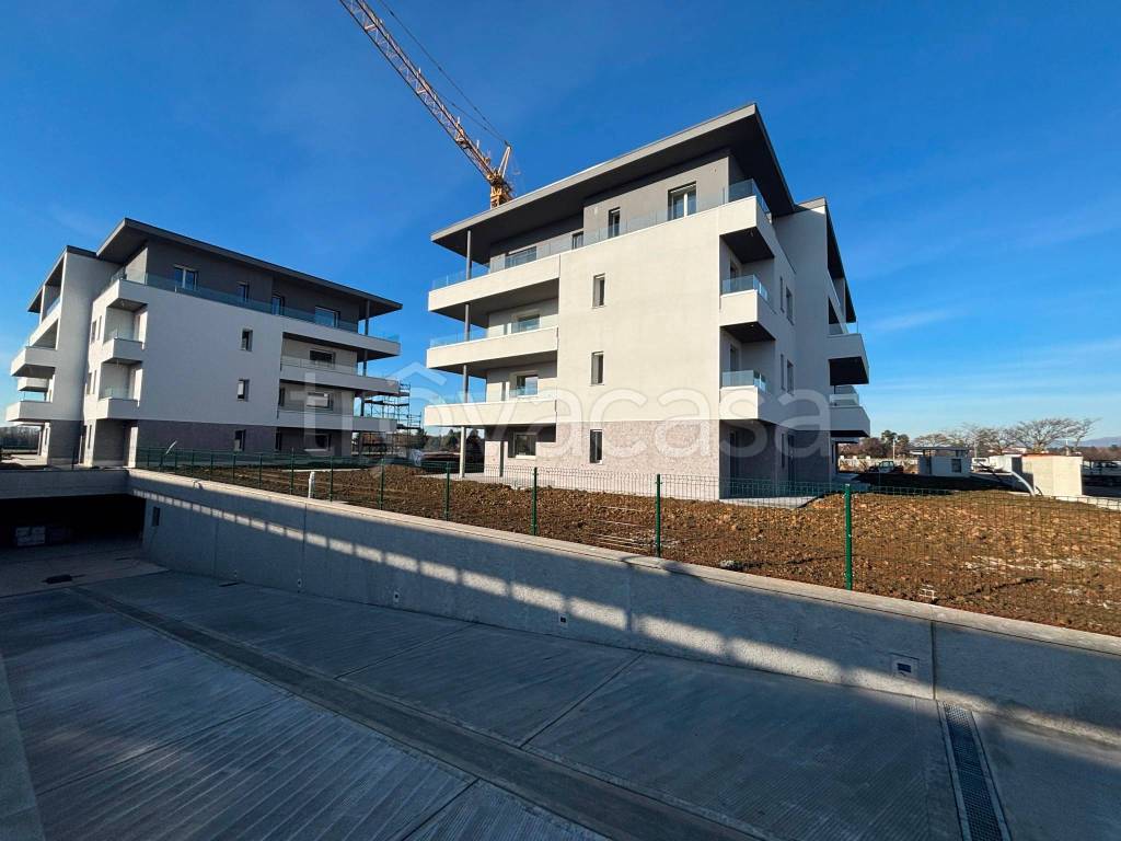 appartamento in vendita a Bernareggio