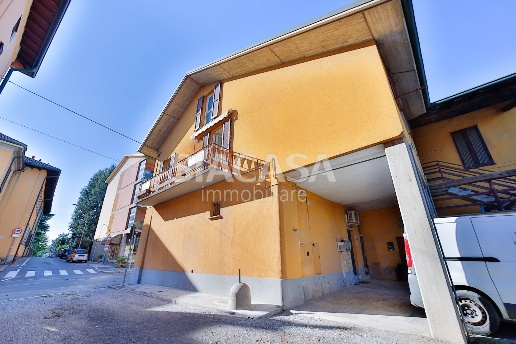 appartamento in vendita a Bernareggio