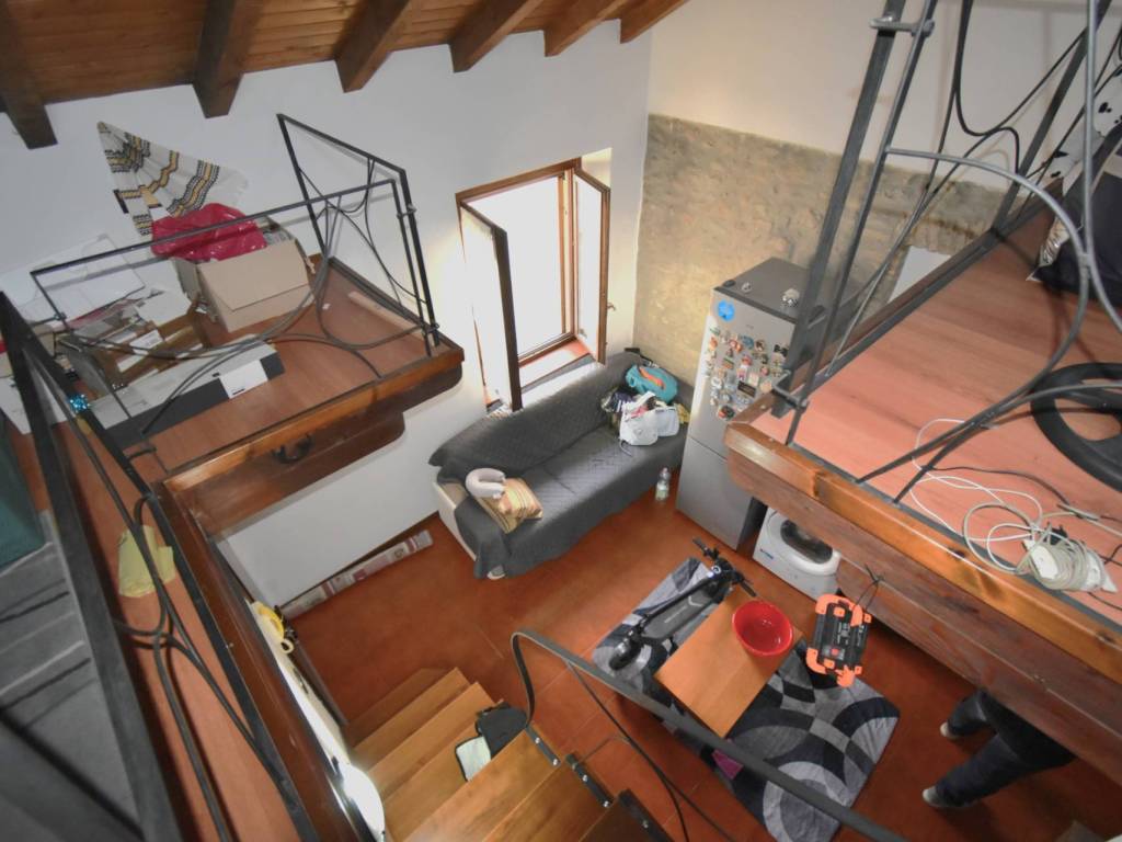 casa indipendente in vendita a Bernareggio