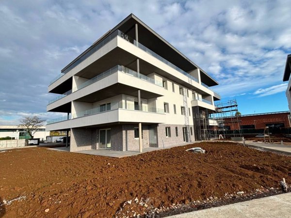 appartamento in vendita a Bernareggio