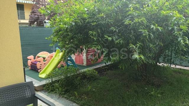 appartamento in vendita a Bernareggio