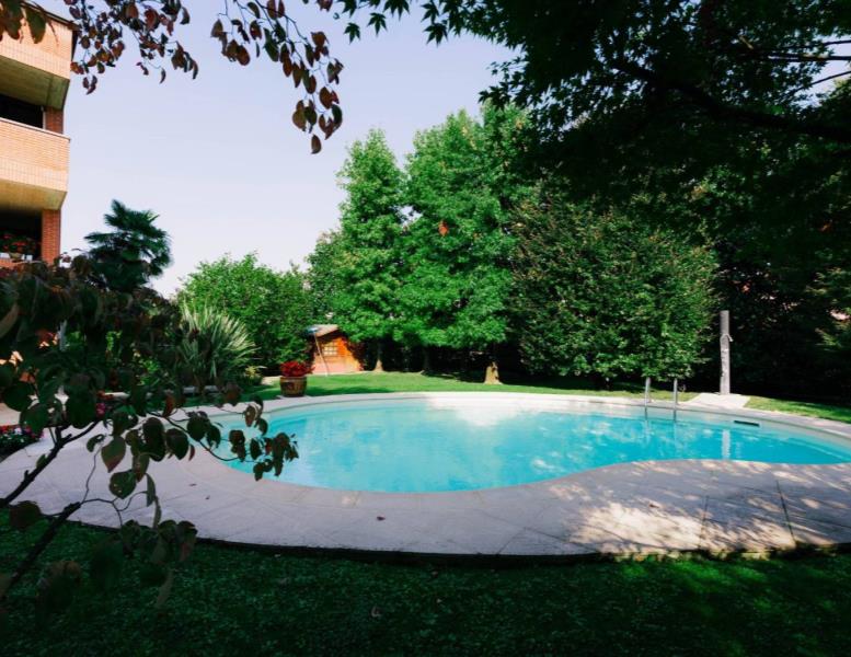 casa indipendente in vendita a Bernareggio