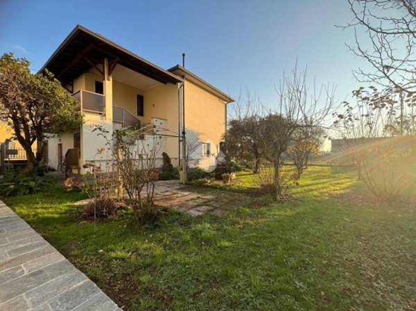 appartamento in vendita a Bernareggio