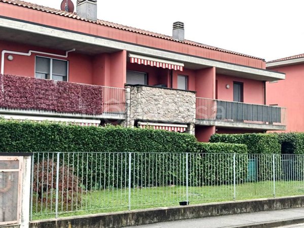 appartamento in vendita a Bernareggio in zona Villanova