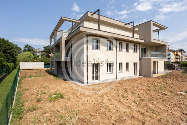 appartamento in vendita a Bernareggio