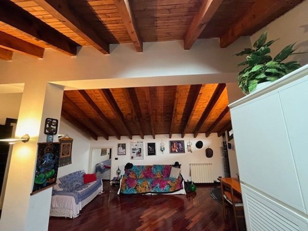 appartamento in vendita a Bernareggio