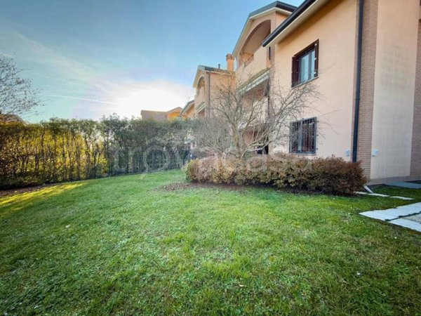 appartamento in vendita a Bernareggio