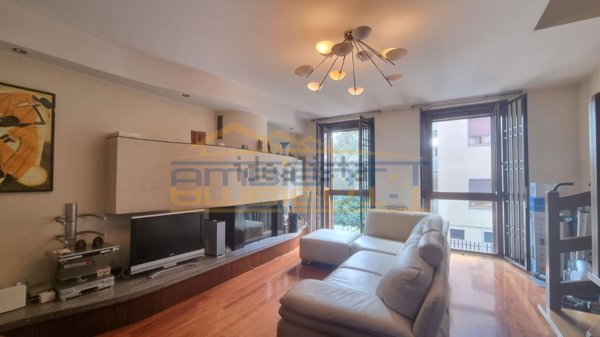 appartamento in vendita a Bernareggio