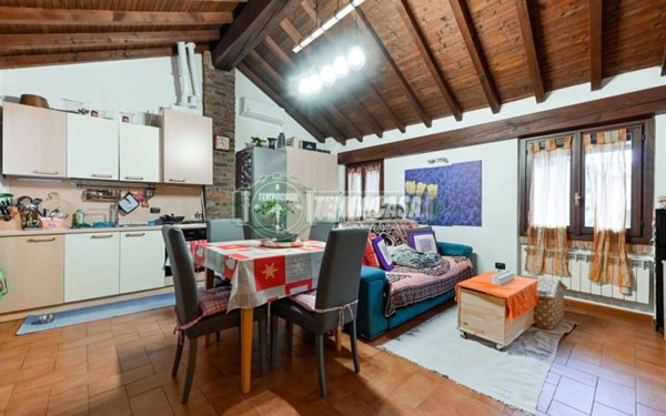 appartamento in vendita a Bernareggio