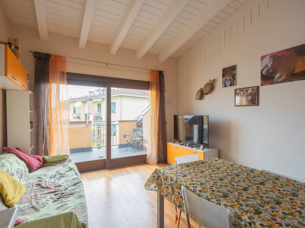 appartamento in vendita a Bernareggio