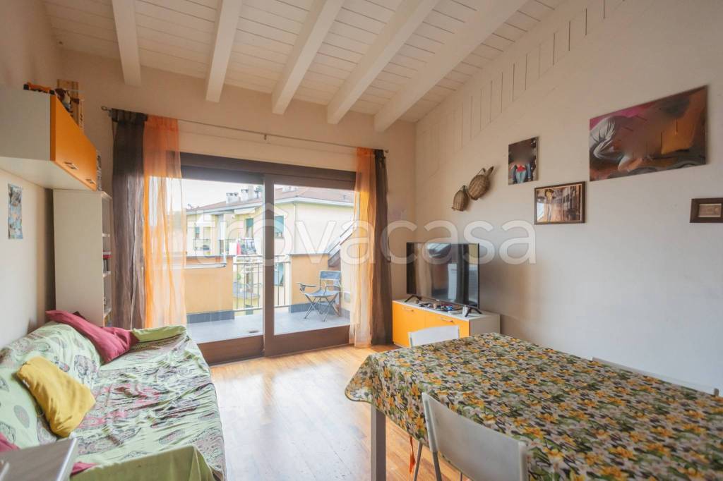 appartamento in vendita a Bernareggio