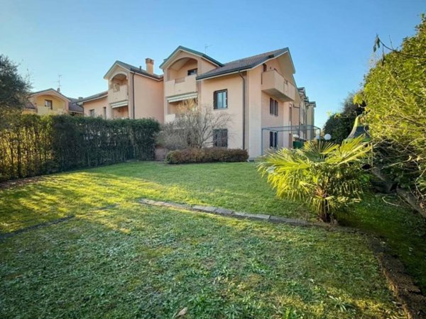 appartamento in vendita a Bernareggio