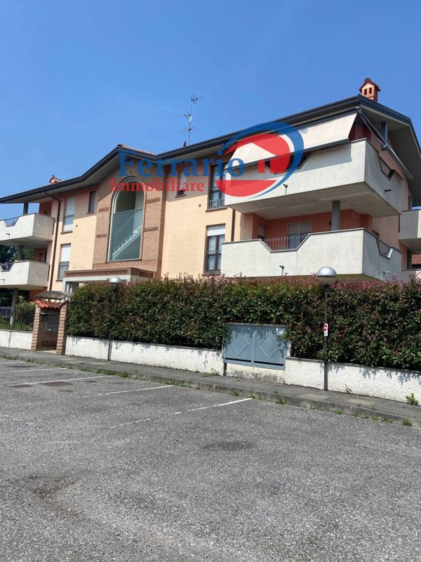 appartamento in vendita a Bernareggio