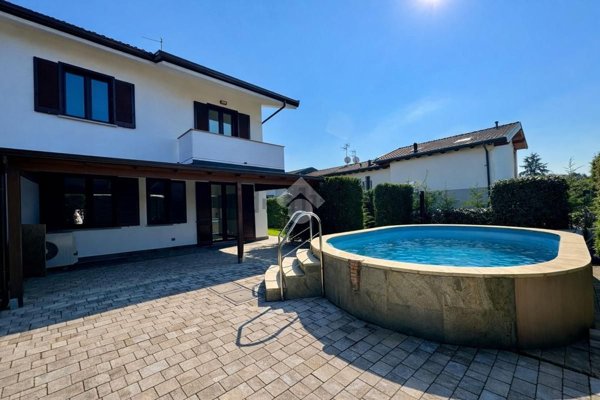 appartamento in vendita a Bernareggio