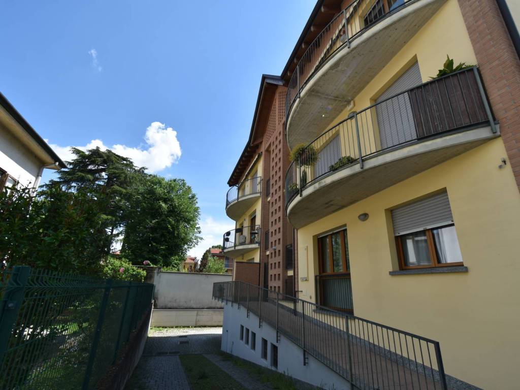 appartamento in vendita a Bernareggio