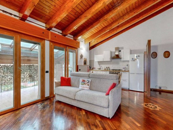 appartamento in vendita a Bernareggio