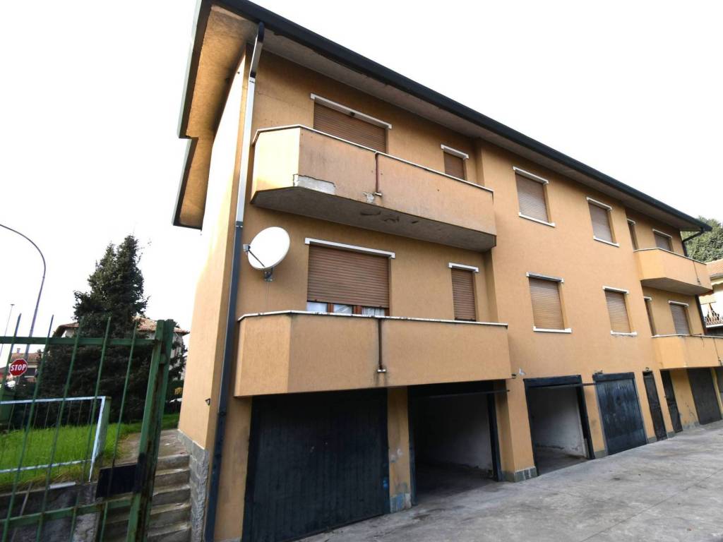 appartamento in vendita a Bernareggio