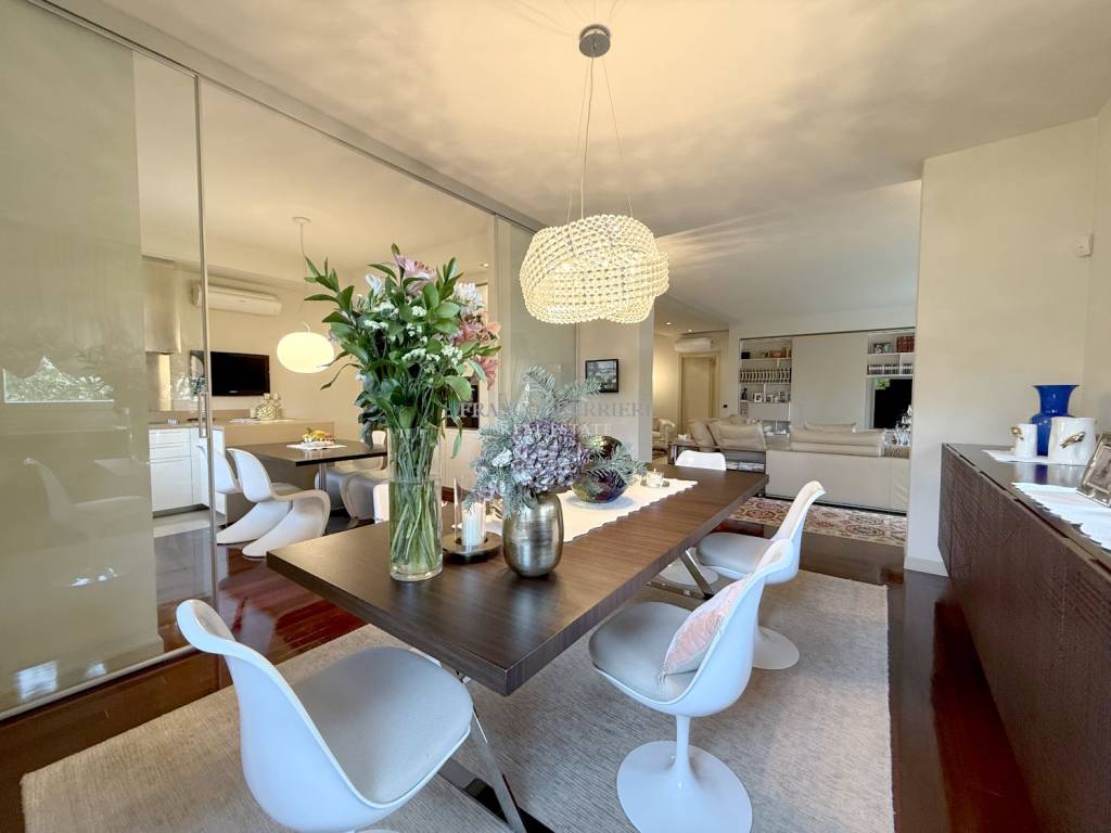 casa indipendente in vendita a Bernareggio