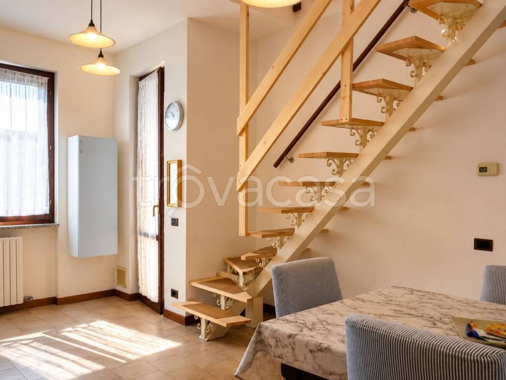 appartamento in vendita a Bernareggio