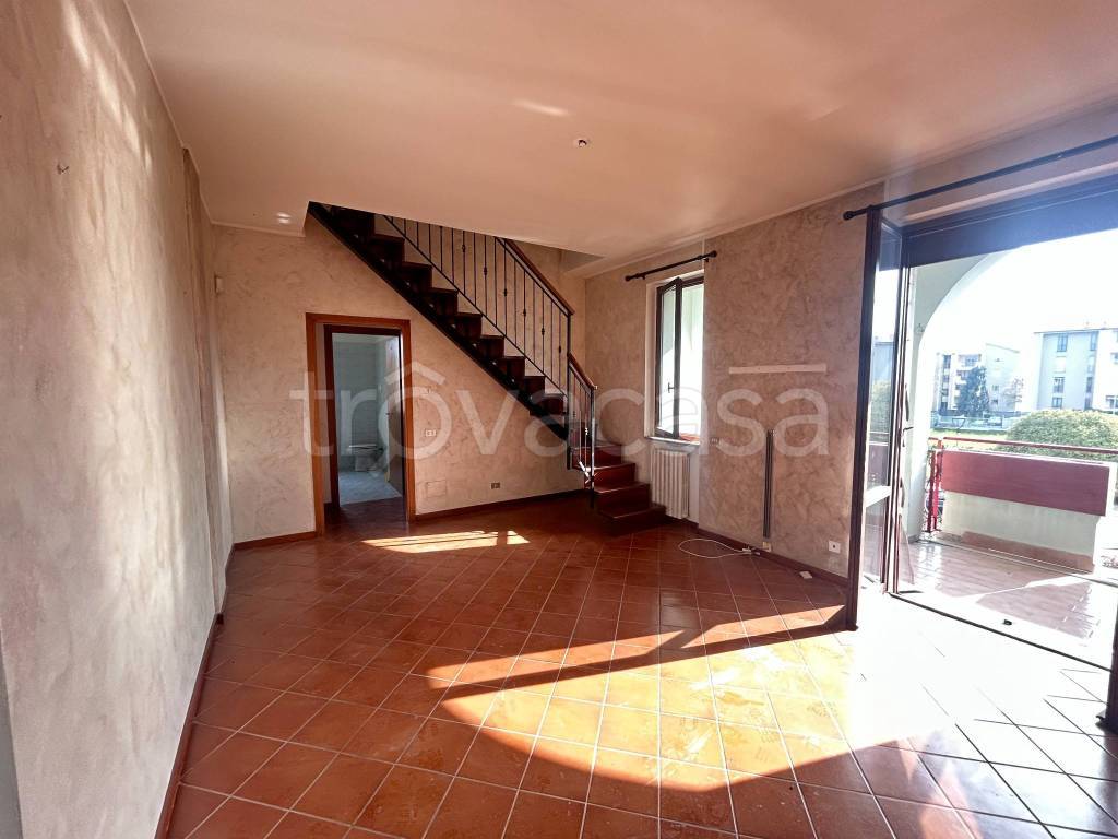 appartamento in vendita a Bernareggio