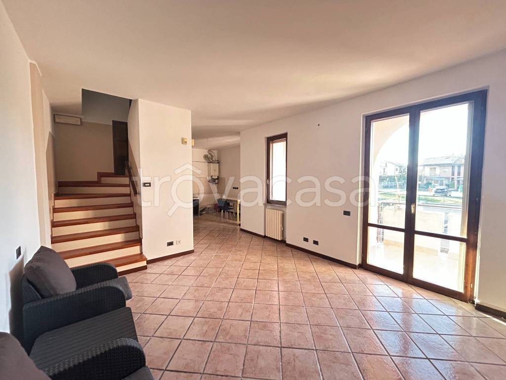 appartamento in vendita a Bernareggio