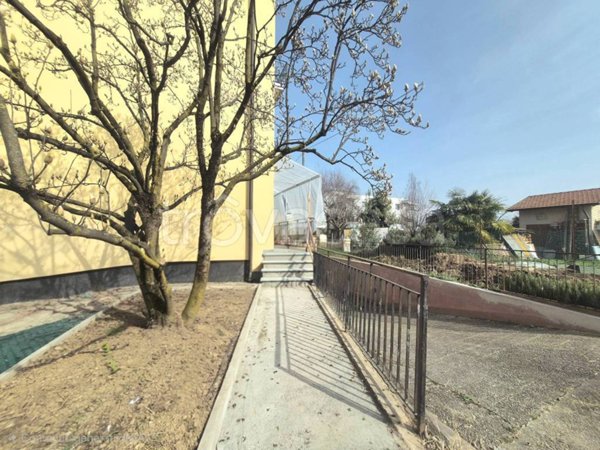 appartamento in vendita a Bernareggio