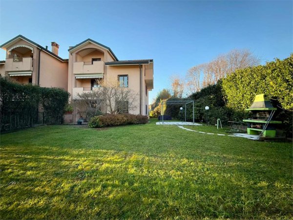 appartamento in vendita a Bernareggio