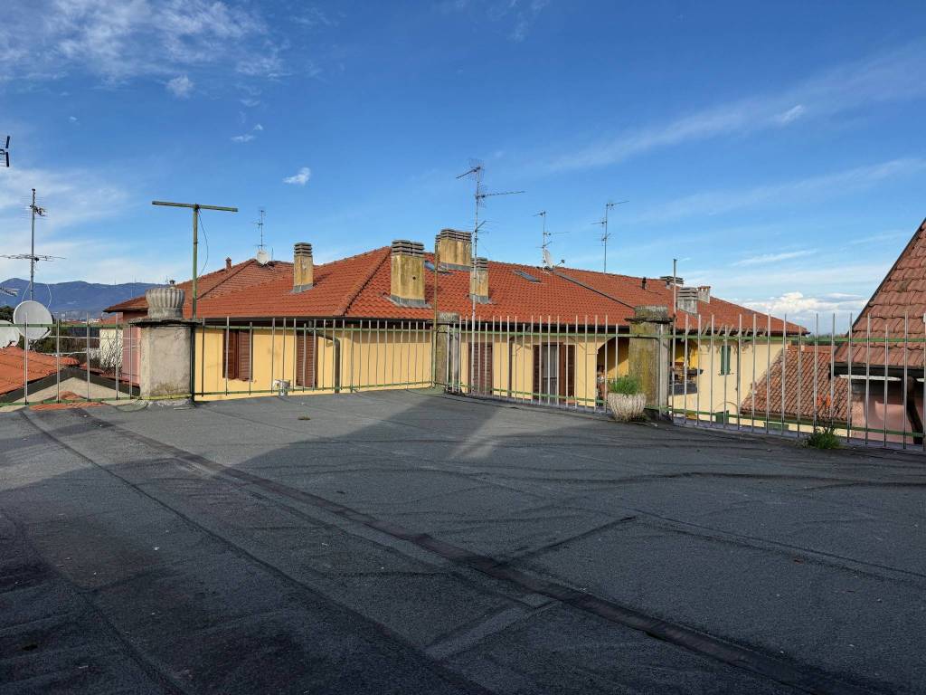 casa indipendente in vendita a Bernareggio