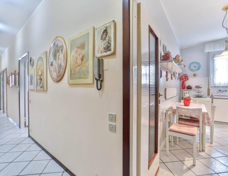 appartamento in vendita a Bernareggio