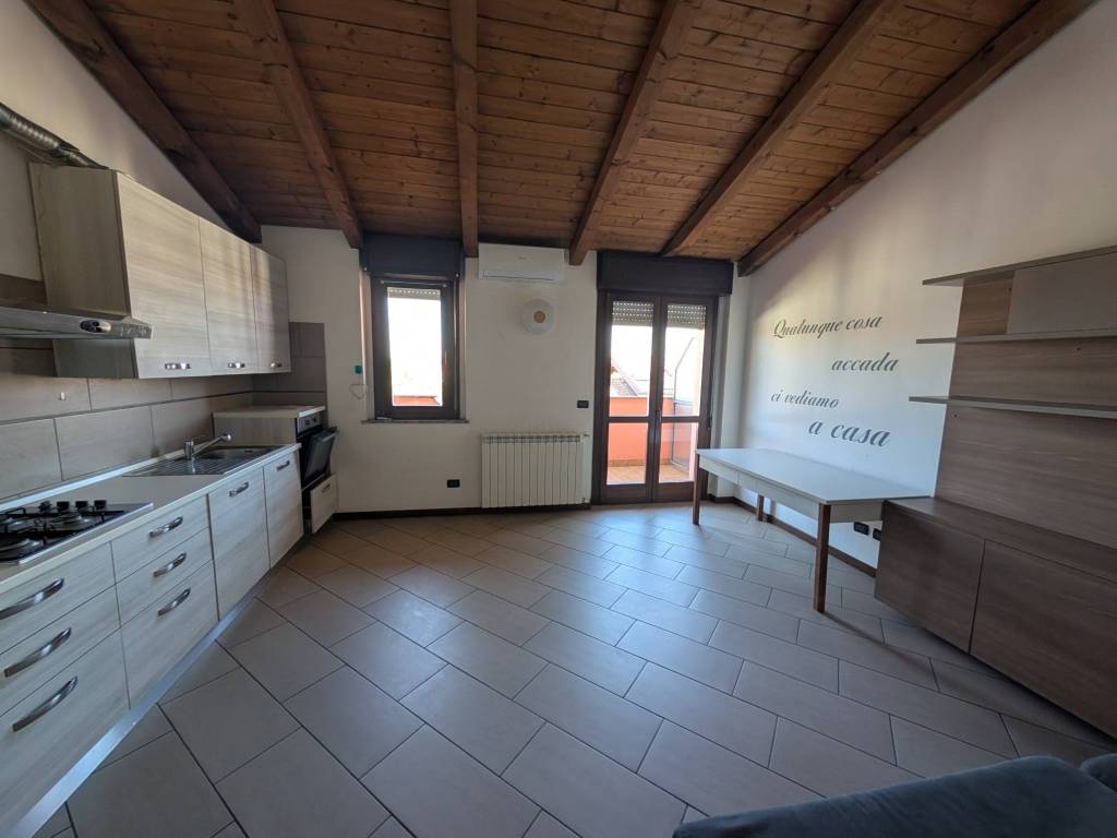 appartamento in vendita a Bernareggio
