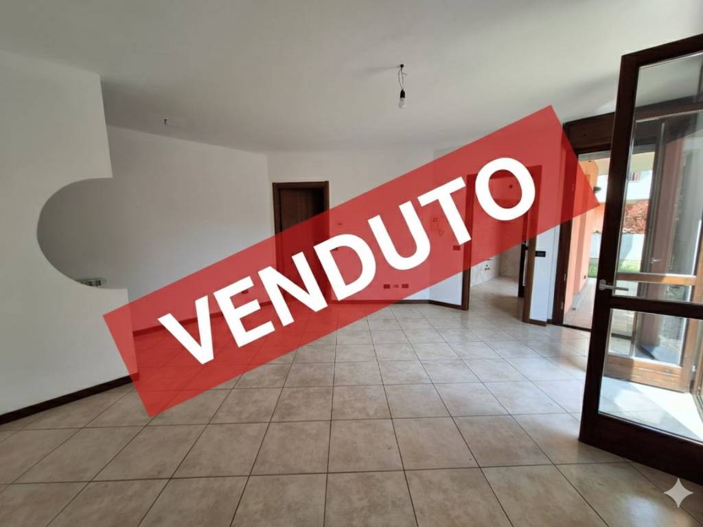 appartamento in vendita a Bernareggio
