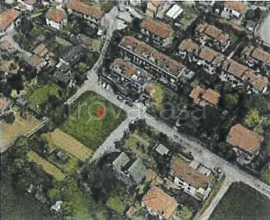 terreno edificabile in vendita a Bernareggio