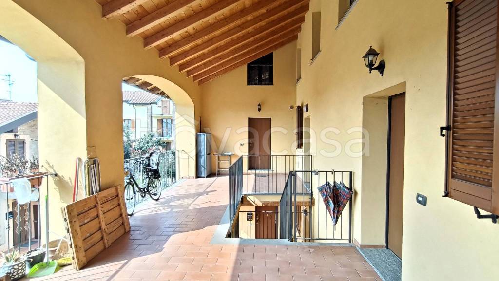 appartamento in vendita a Bernareggio