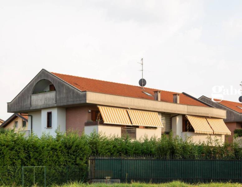 appartamento in vendita a Bernareggio