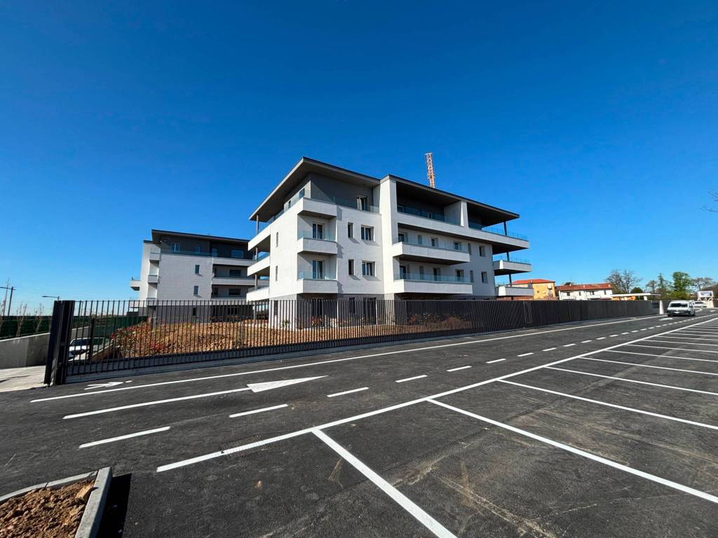 appartamento in vendita a Bernareggio