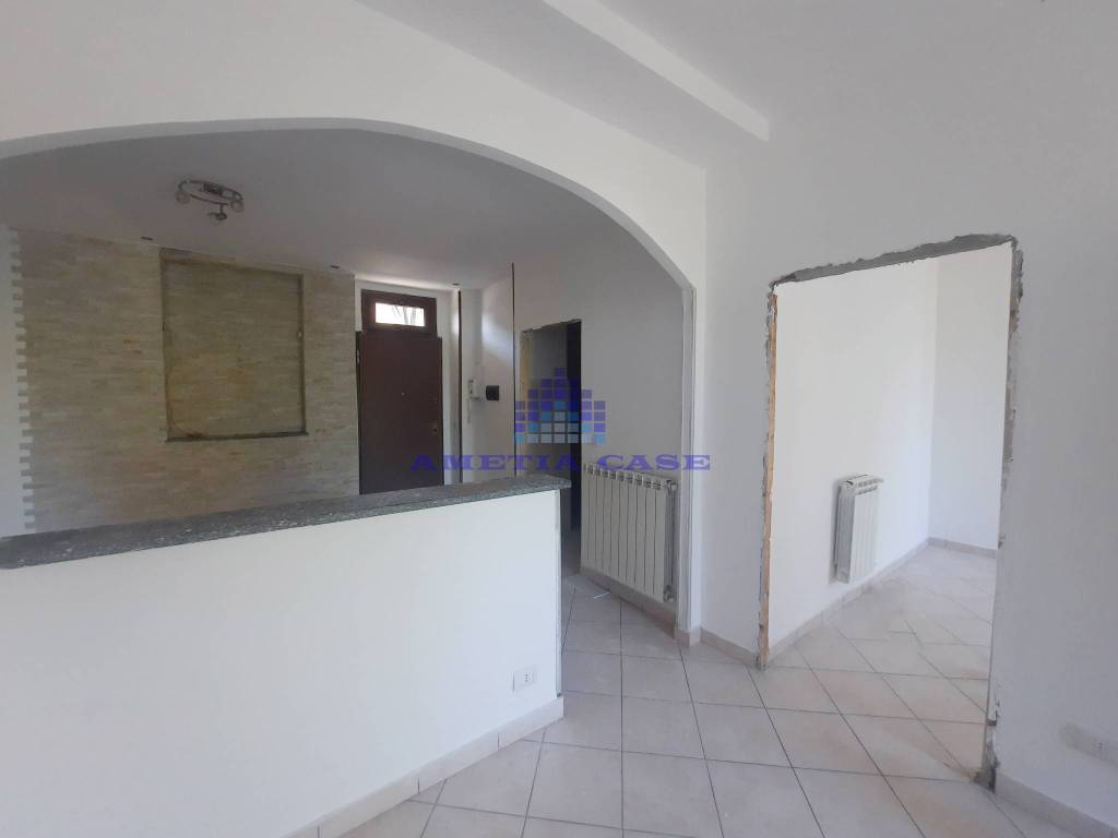 appartamento in vendita a Bernareggio