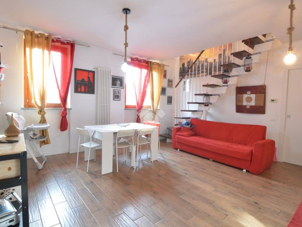 appartamento in vendita a Bernareggio