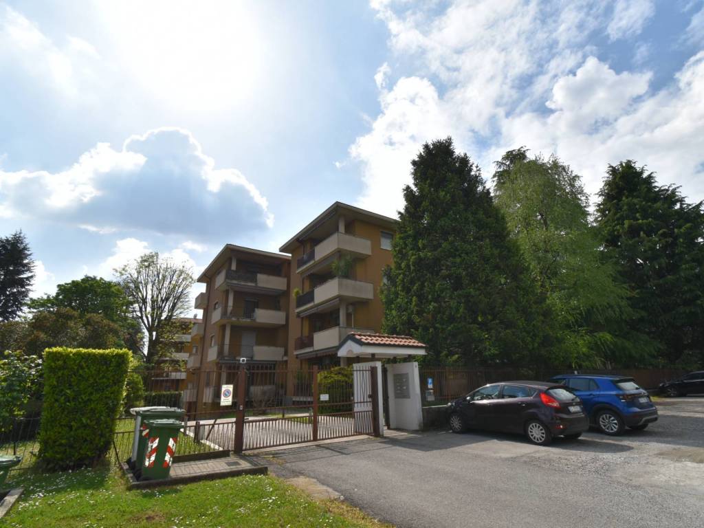 appartamento in vendita a Bernareggio