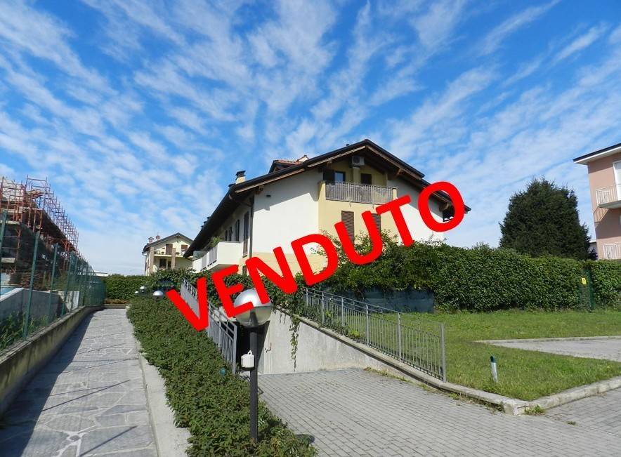 appartamento in vendita a Bernareggio